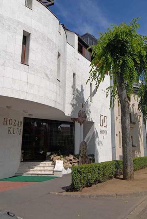 Hozam Wellness és Apartman Szolnok Exterior foto
